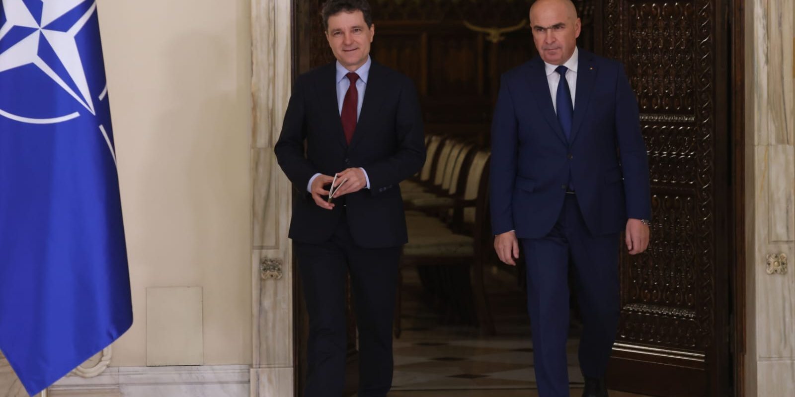 Dan, Bolojan și miniștrii, la masa negocierilor pentru combustibili: Ce se discută