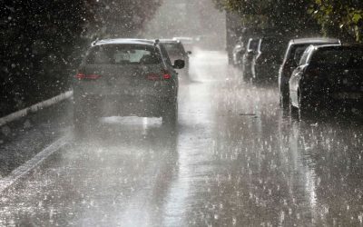 Meteorologii anunță vreme schimbătoare în România: Răcire abruptă după 21 aprilie și ploi