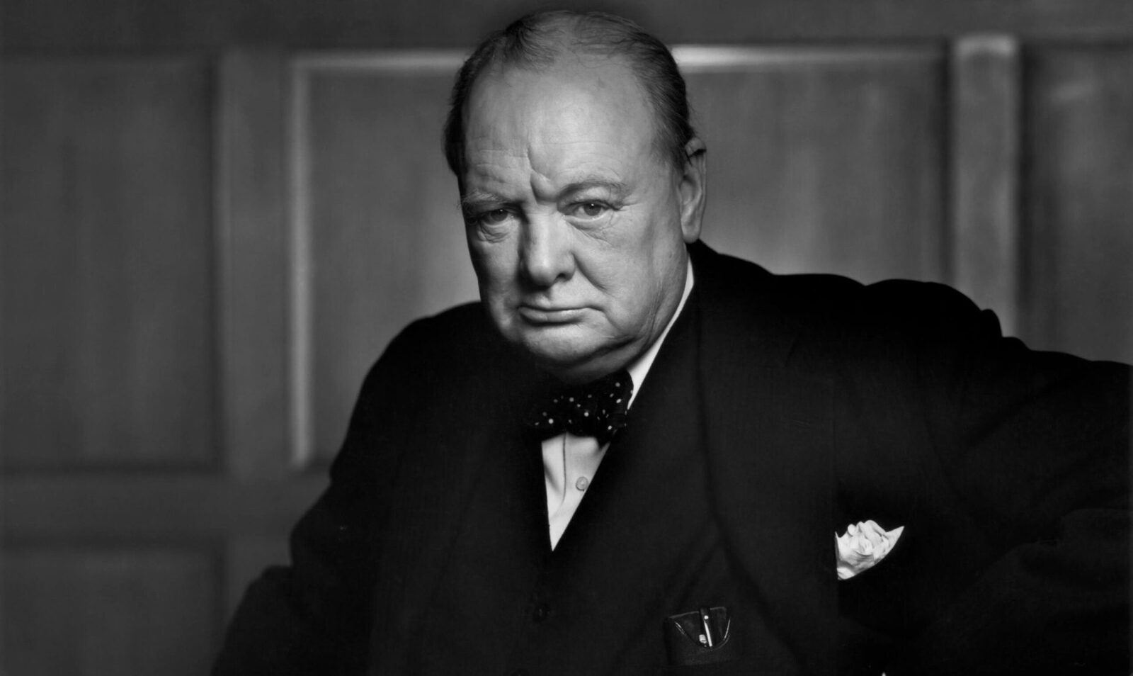Winston churchill: Buldogul cu psihoza care a salvat lumea