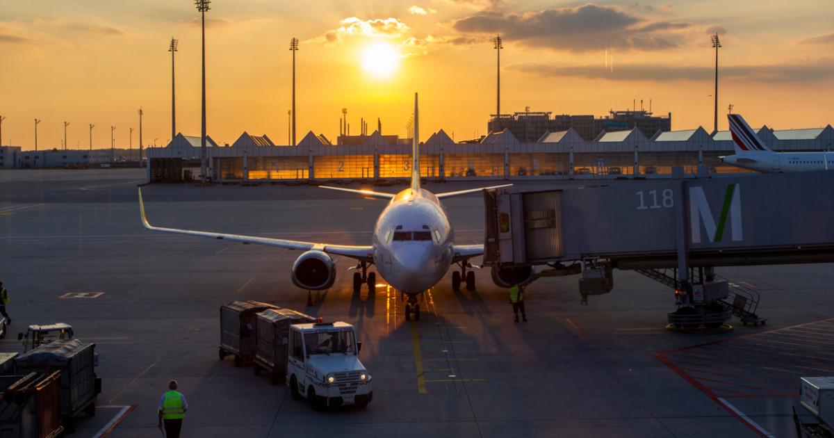 Criză de kerosen în Europa: Aviația, în pericol. Zboruri, pe muchie de cuțit