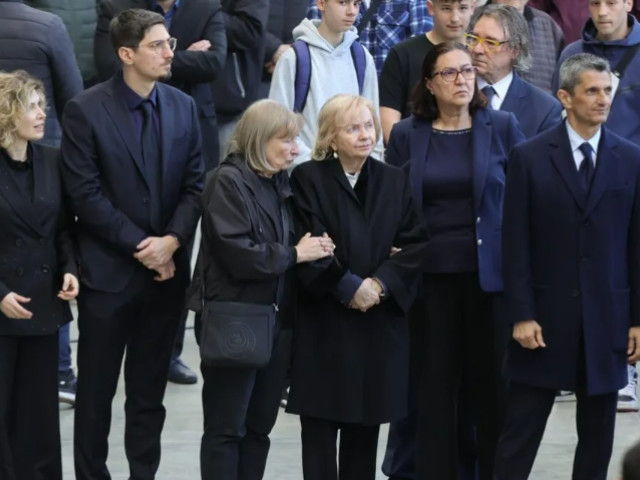 Simbol Lucescu la Rapid: Mircea, Răzvan și fiul, pe teren!