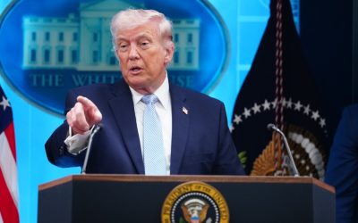 Apărare pentru DONALD Trump: Cine a sărit în ajutorul liderului de la Casa Albă
