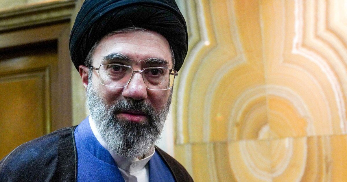 Răspunsul furios al lui mojtaba khamenei după amenințarea lui donald Trump