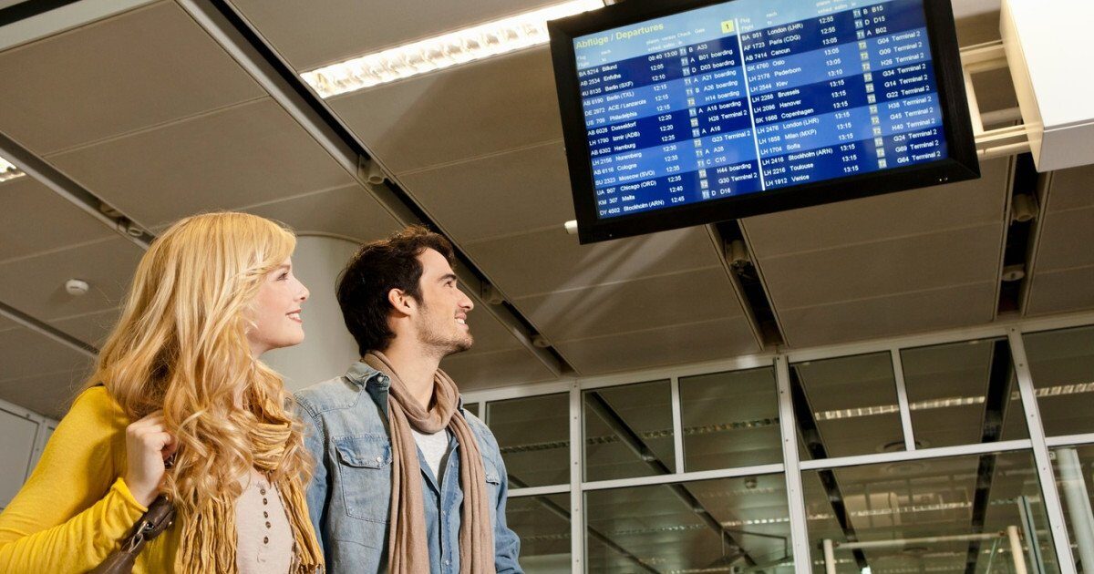 Criza de combustibil lovește Europa: Avioanele ar putea fi afectate curând