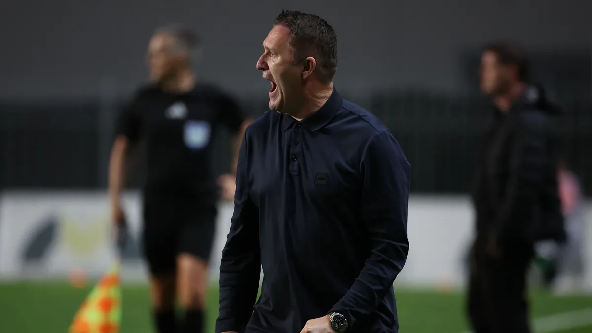 Keane, atac dur la arbitraj după meciul Győr – Fradi