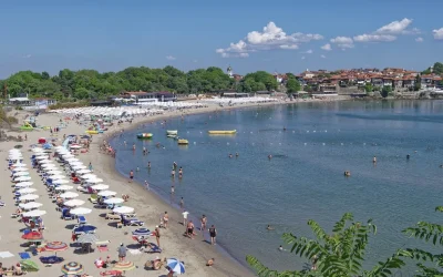 Bulgaria, litoral low-cost: Britanicii ocolesc Coasta Amalfi, alegând Marea Neagră