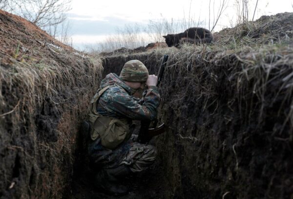 Ucraina vs Rusia: Armistițiul de Paște, sfâșiat de peste 4.200 de focuri