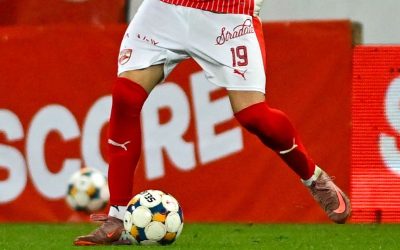 Mazilu, criticat dur de Kopic: „A călcat mingea și a centrat prin spate!”