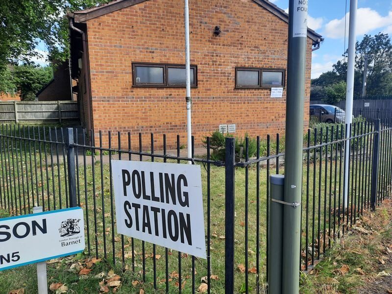 Români la vot în Londra: 60 de candidați pe liste la locale pe 7 mai
