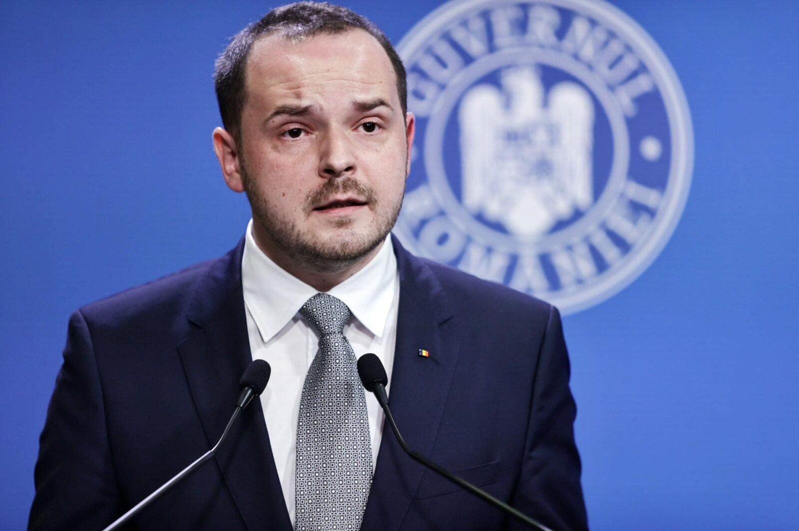 Rogobete, ATAC FURIBUND la Voiculescu: „Lipsește onestitatea în scandalul Pfizer”