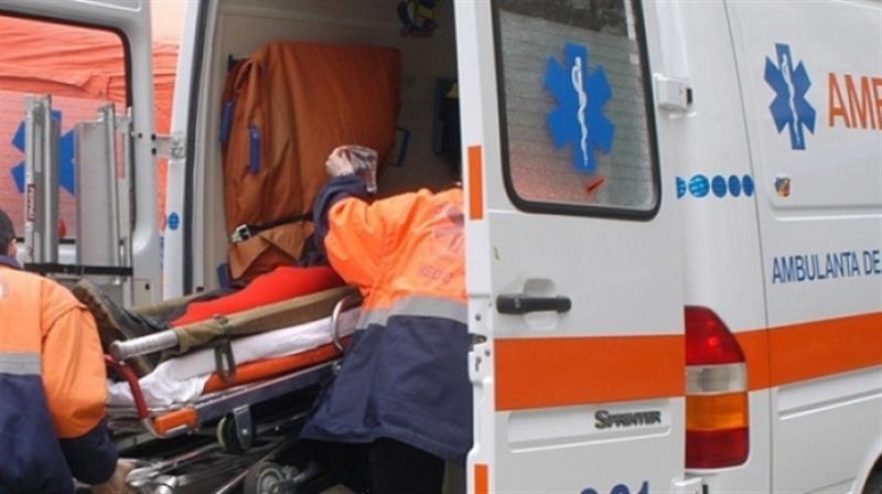 Accident grav în Arad: Victima, posibil încarcerată, la Ziridava