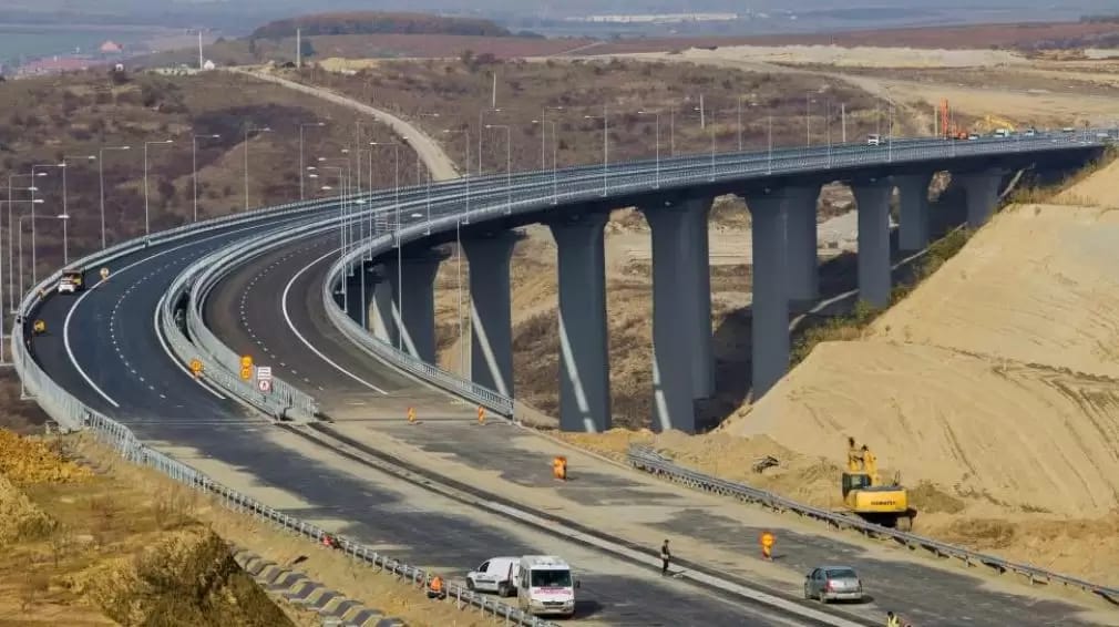 Blocaj pe Valea Prahovei: Când se termină Autostrada București-Brașov?