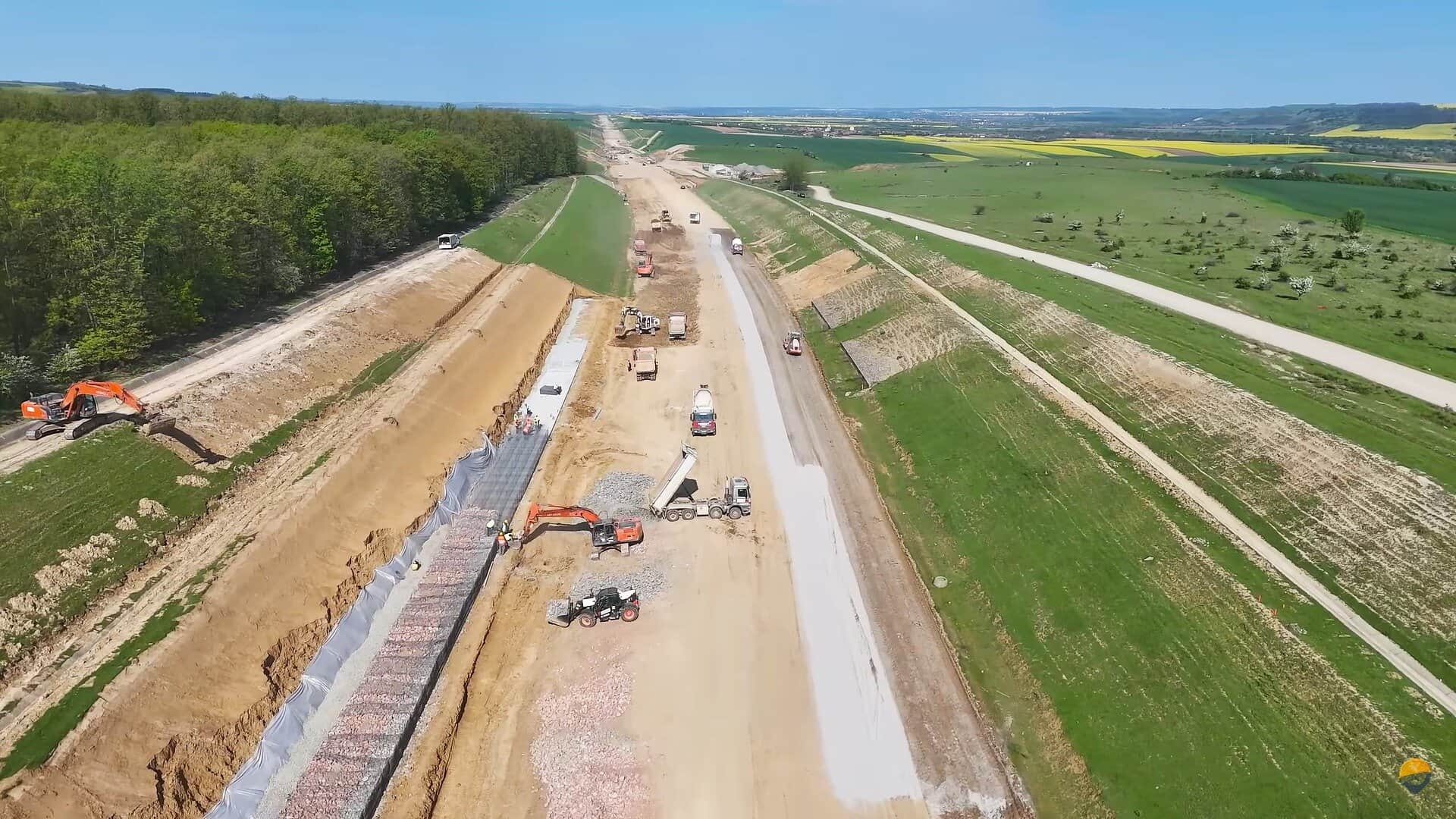 A8: Constructorii pentru tronsonul târgul frumos-lețcani, proiect strategic, pe safe
