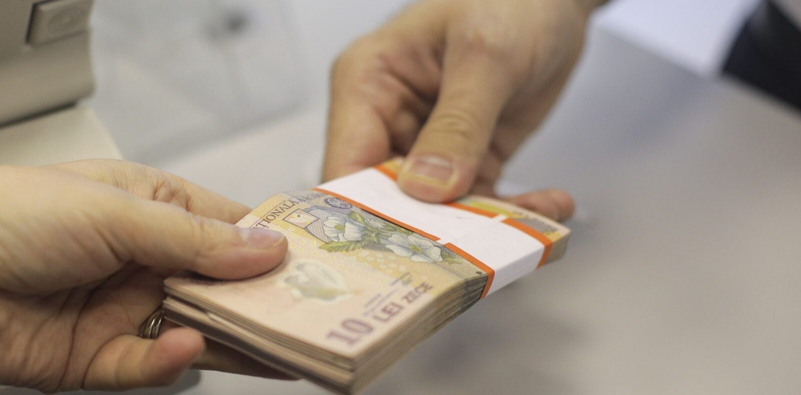 Salariul minim în agricultură, legat de cel brut pe țară: Anunțul Guvernului