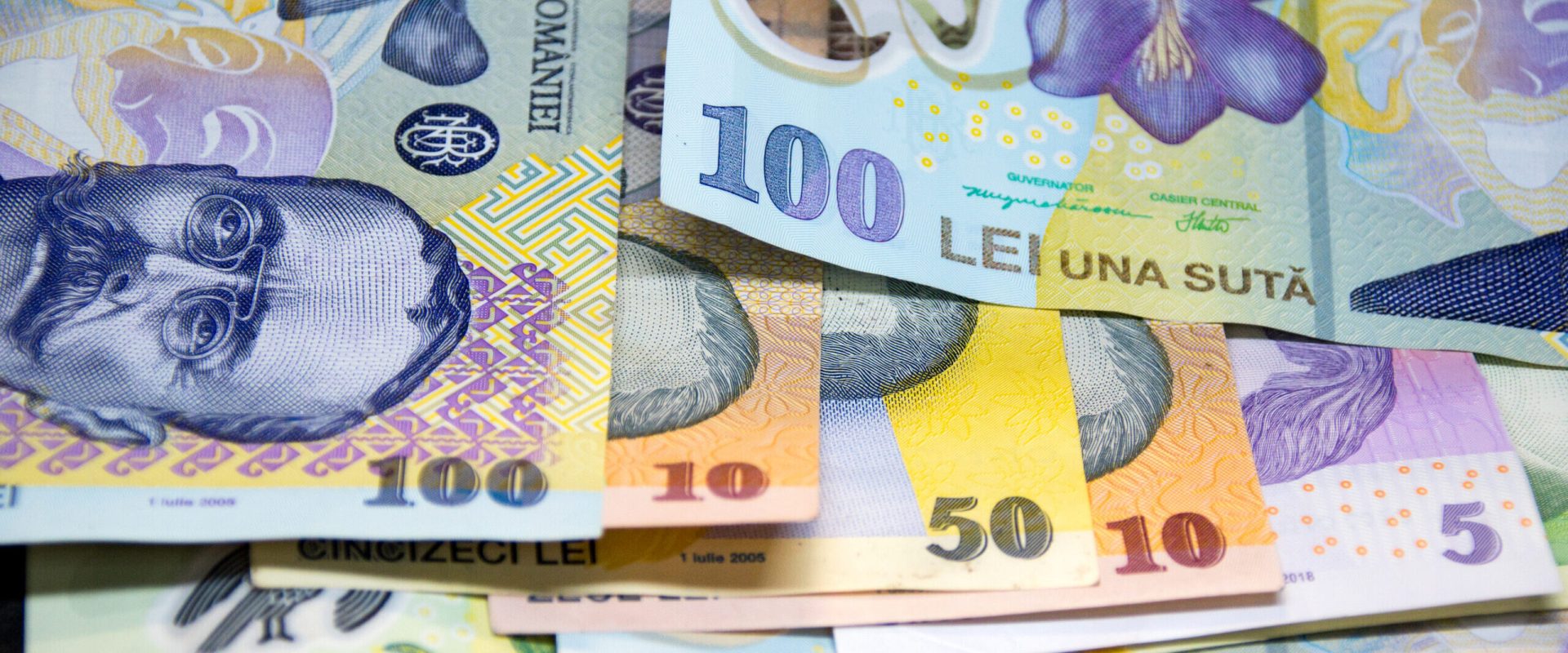 Bani de la stat pentru copii: ANPIS dă 36 milioane lei, zeci de mii de beneficiari