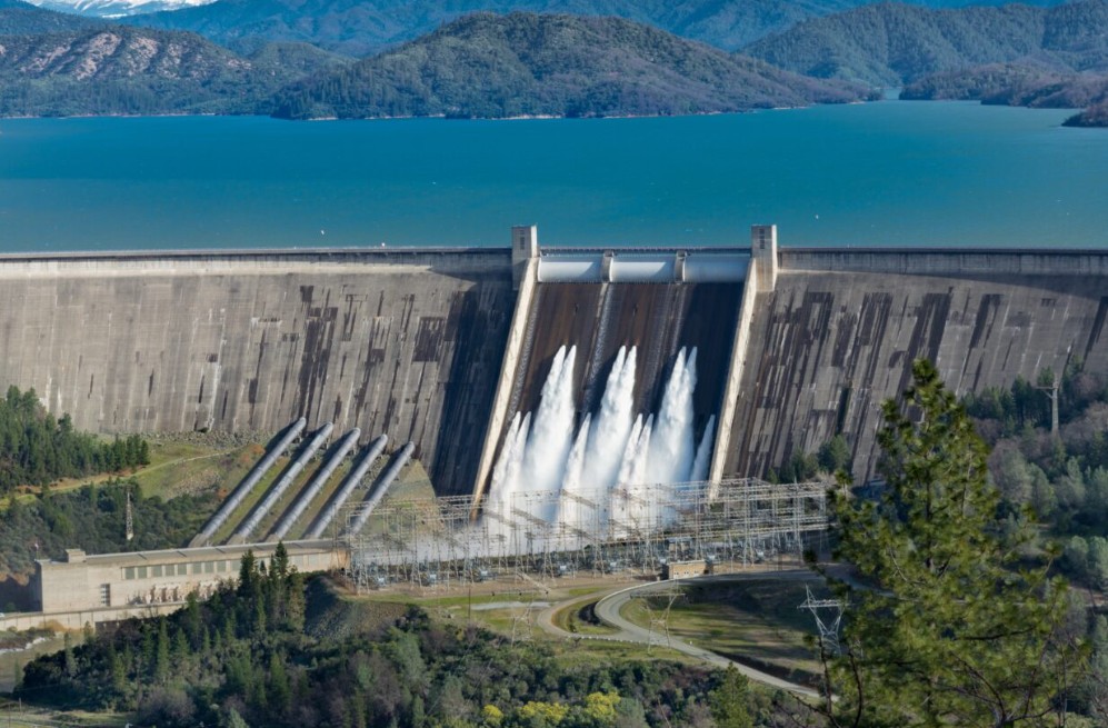 Hidroelectrica, pas important: Aviz pentru centrala Nehoiașu 2 | Surduc – Siriu în România