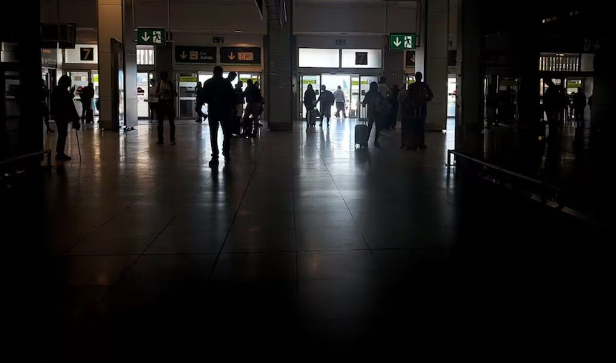 Spania anchetează DEZASTRUL: Ce s-a întâmplat anul trecut cu curentul