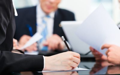 Când intră în vigoare penalitățile din contracte. Contestații: Ce trebuie să știi