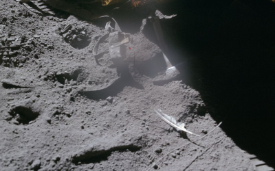 O Pană de Șoim pe Lună? NASA, perplexă după o fotografie bizară