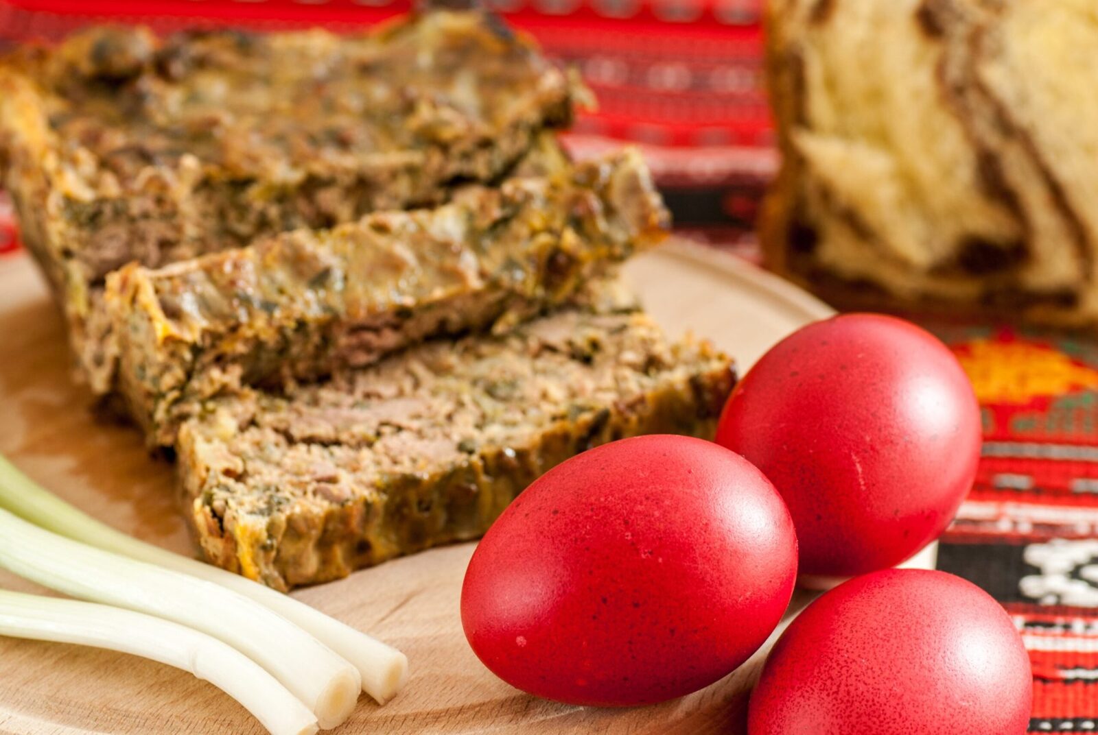 Mielul de paste, mai scump ca niciodată. Românii bagă mâna adânc în buzunar