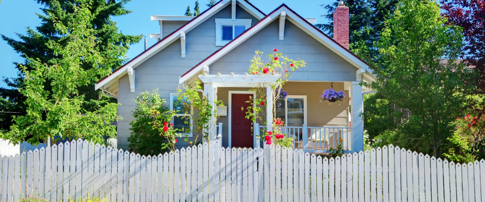 Risc major pentru români: Casă demolată din cauza Codului Civil?