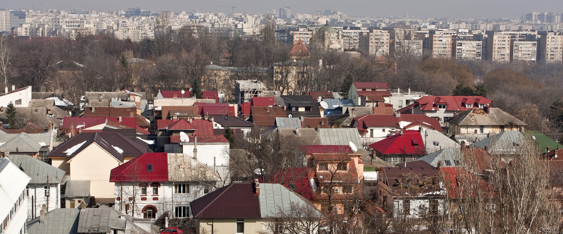 O nouă taxă pentru români: 130 lei anual. Ce avantaje vor primi