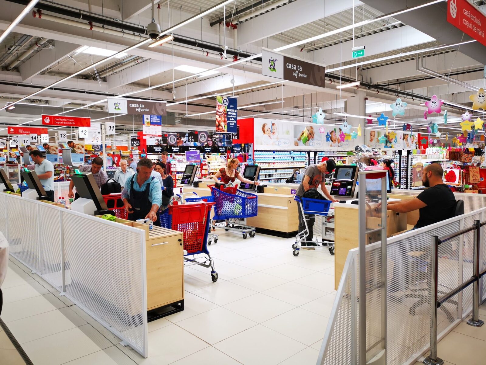 Magazinele se pregătesc: Programul de paște 2026, dezvăluit