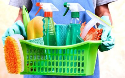 Pericol ascuns: Peste 240.000 de copii ajung la Urgențe din cauza detergenților