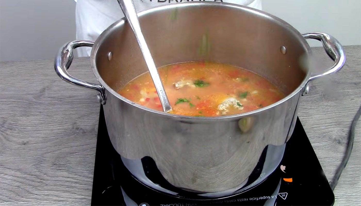 Ce condiment distruge ciorba de curcan? Greșeala culinară, dezvăluirea șoc!