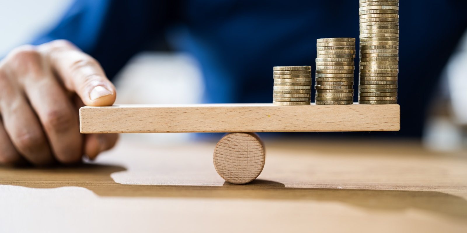 Inflația, coșmar în România: Firmele se sufocă, românii strâng cureaua