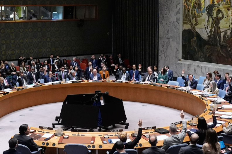Franța, cu Rusia și China, blochează rezoluția ONU privind strâmtoarea ormuz