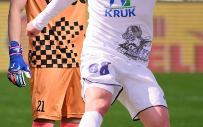 Corvinul defilează spre Liga 1: Victorie clară cu Chindia + clasament