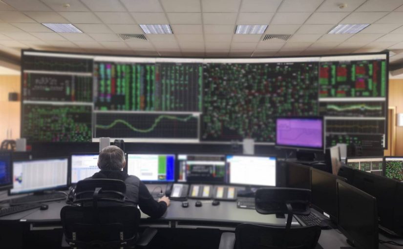 Consum istoric de curent în Duminica Paștelui: România exportă energie, centrala nucleară pe plus