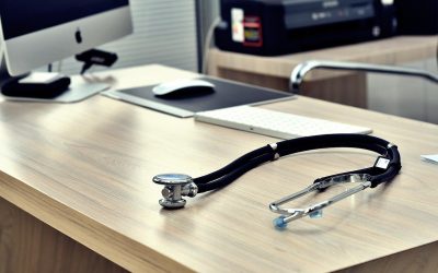 Deputații au votat excepțiile de la plata concediului medical