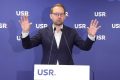 Fritz: USR rămâne cu premierul. România riscă 26 de miliarde de euro!