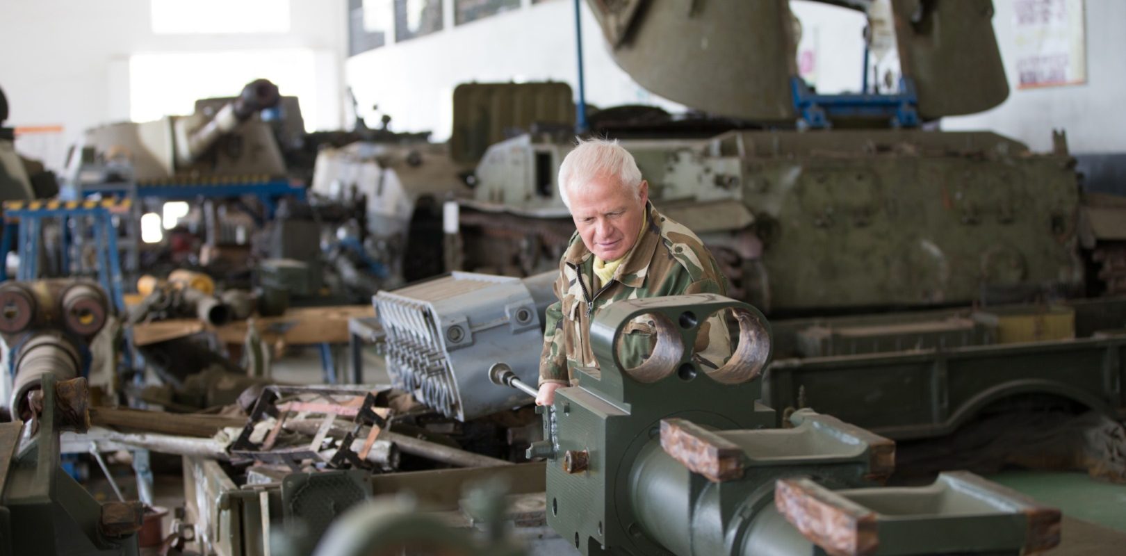 Europa Centrală: Noua forță a industriei de apărare. Studiul arată schimbarea