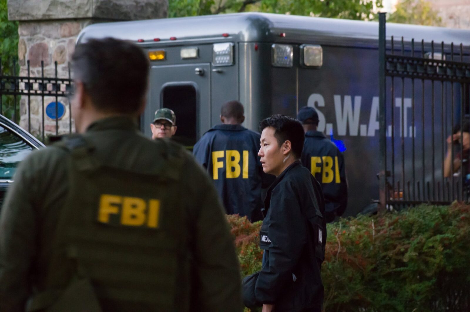 Rețea RUSĂ de spionaj, destructurată de FBI și SRI. Date despre armată, furate
