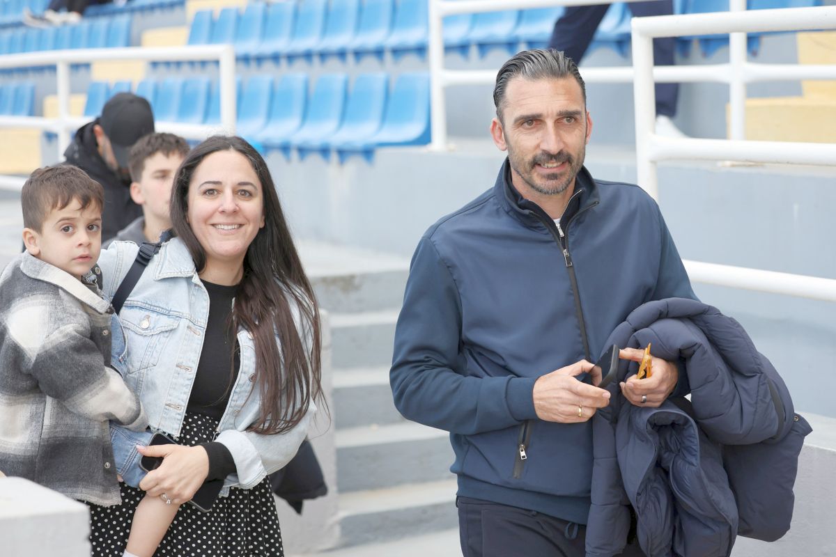 Când revine charalambous? Unde a fost văzut fostul antrenor de la FCSB