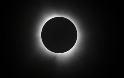 Eclipse totală de soare, pe 12 august: Unde poți vedea spectacolul astronomic