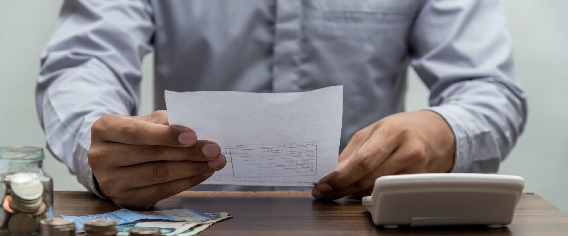 De ce vin facturi mai mari? Anunțul PPC pentru românii supraplătiți