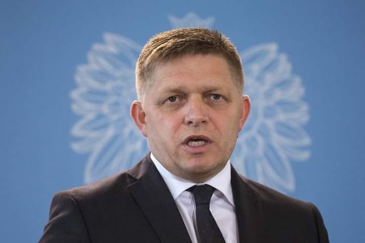 Premierul slovac, interzis să survoleze spațiul baltic spre Moscova