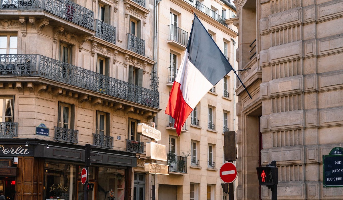 Franța, noi ajutoare pentru transportatori și fermieri, după explozia prețurilor la carburanți