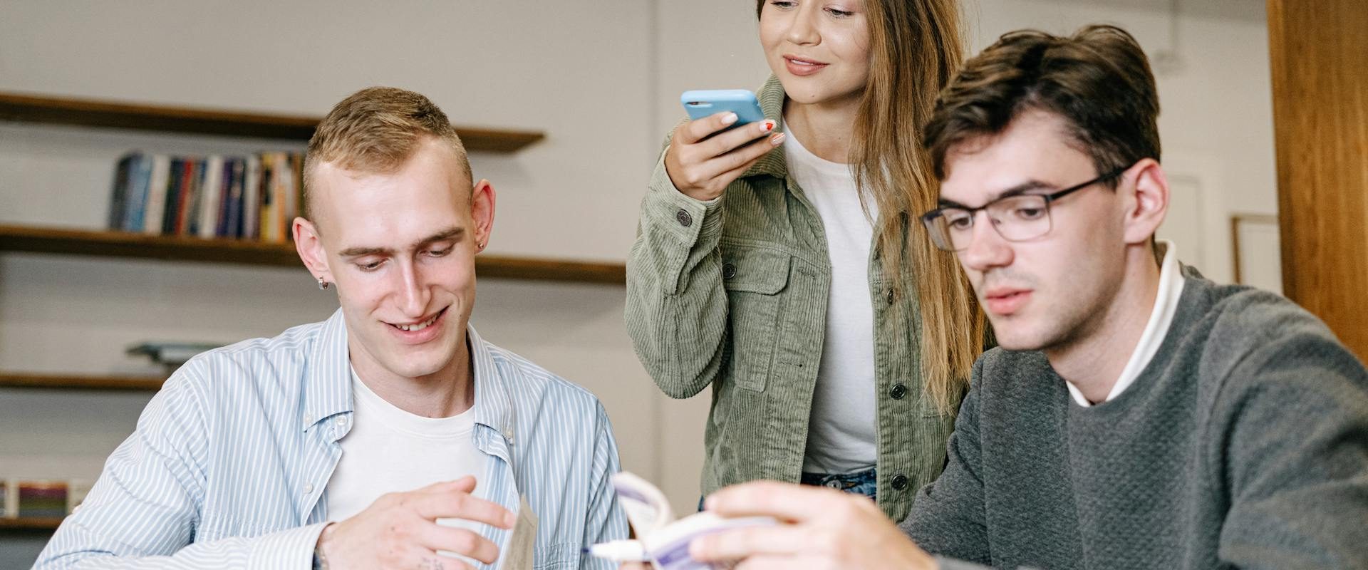 Nn și nutribalance: 66% dintre adolescenții români cu vise financiare, dar fără șanse