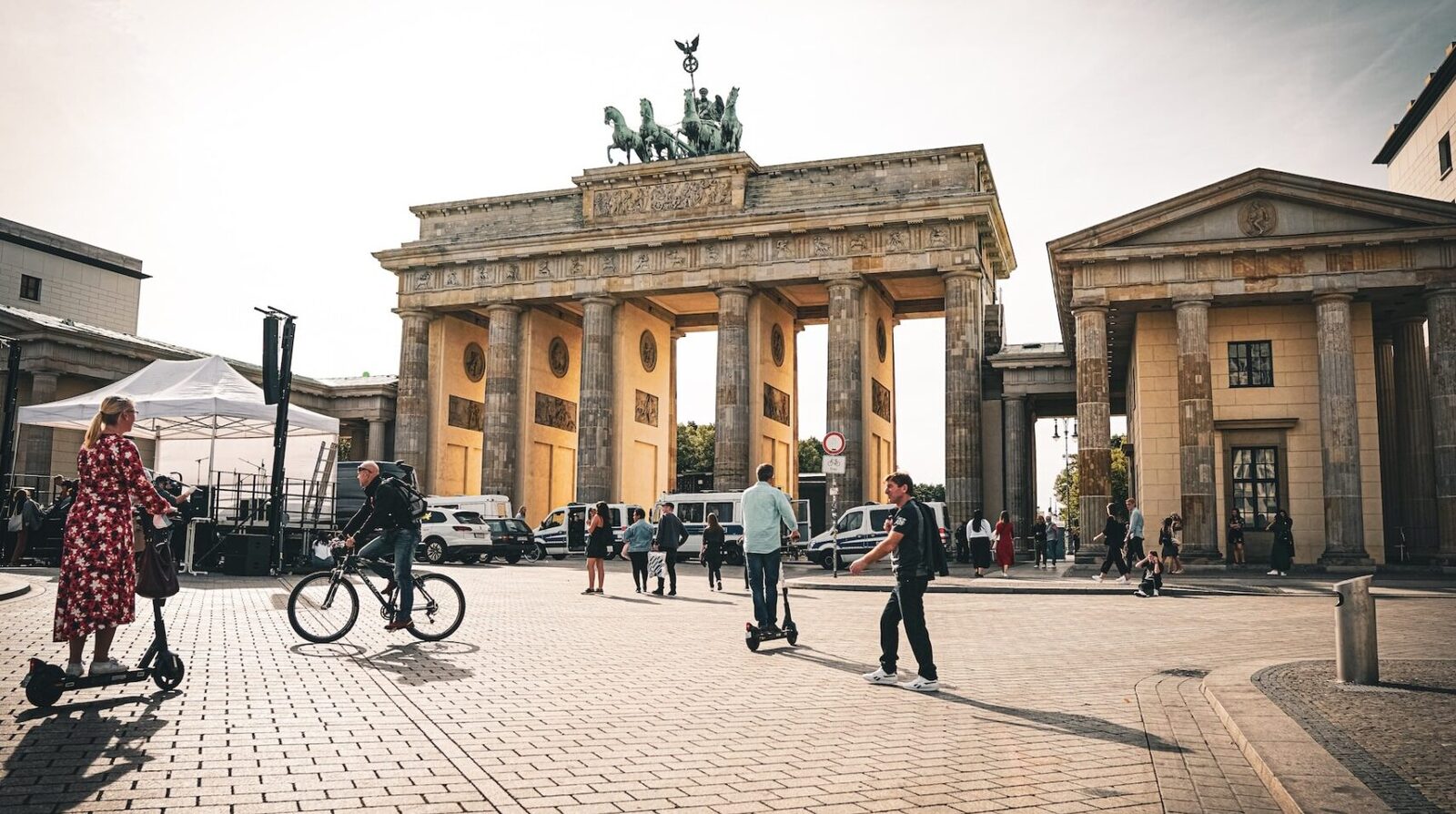 Berlin: Turiștii, recompensați pentru colectarea deșeurilor