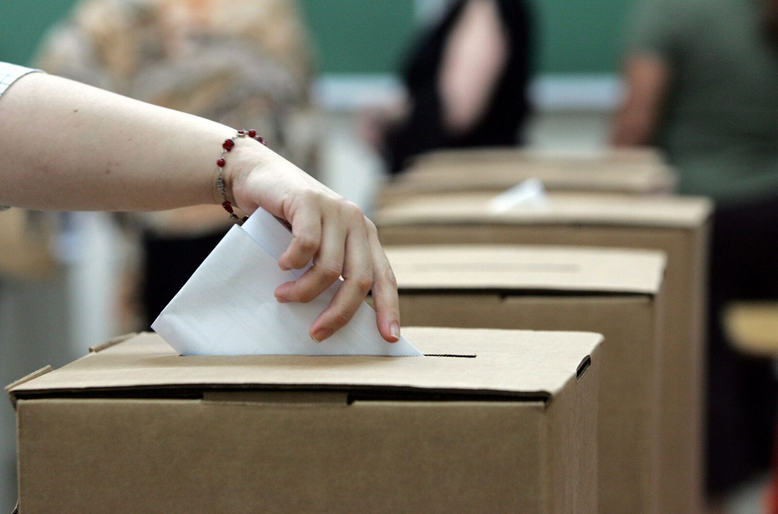 Ungaria la vot: Prezența la urne, anunțată la ora 7:00