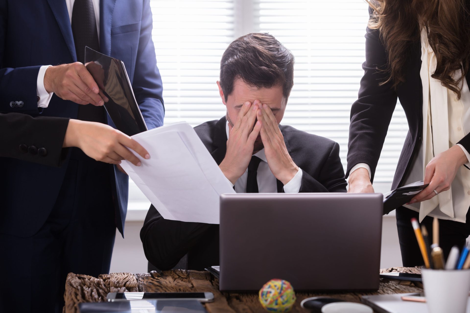 Managerii, epuizați. Cum readuc companiile liderii pe calea performanței?