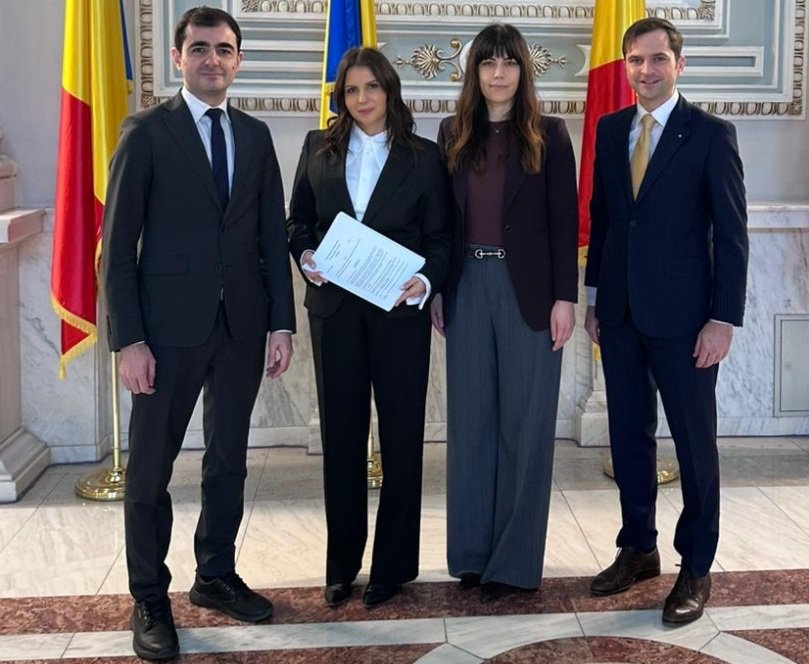 Noua lege: Românii, invitați să-și plaseze banii la bursă pentru pensie