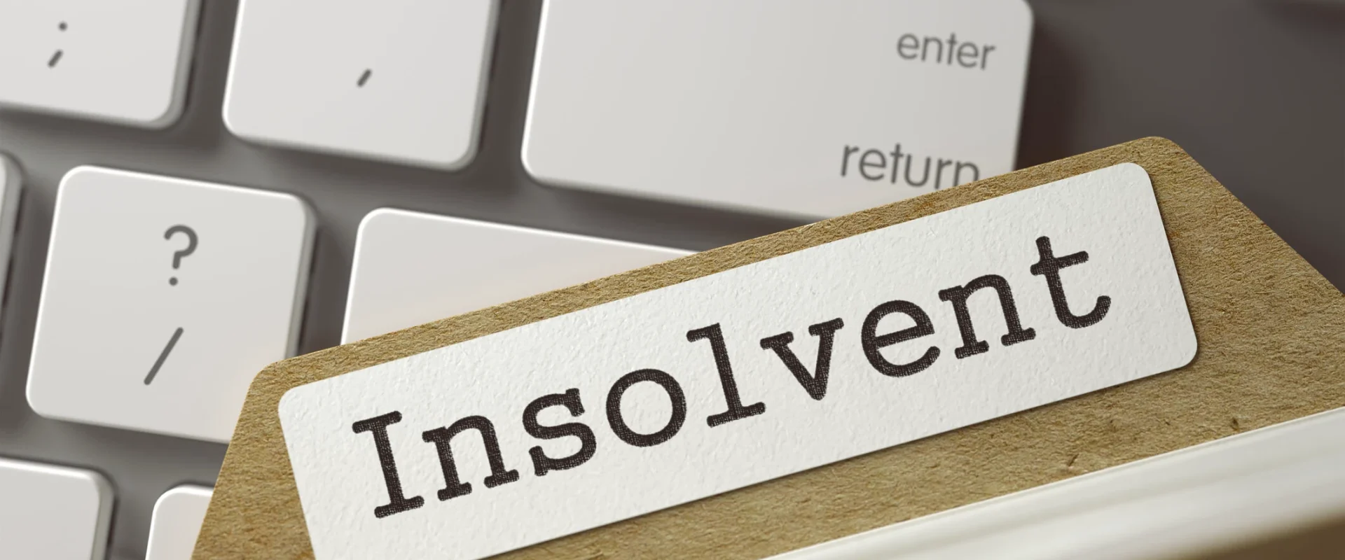 Insolvența în 2026: Cum afectează “nivelul rezonabil” datoriile românilor