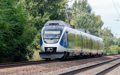 Trenuri pe hidrogen: București – Otopeni și Pitești, contractul a fost atribuit