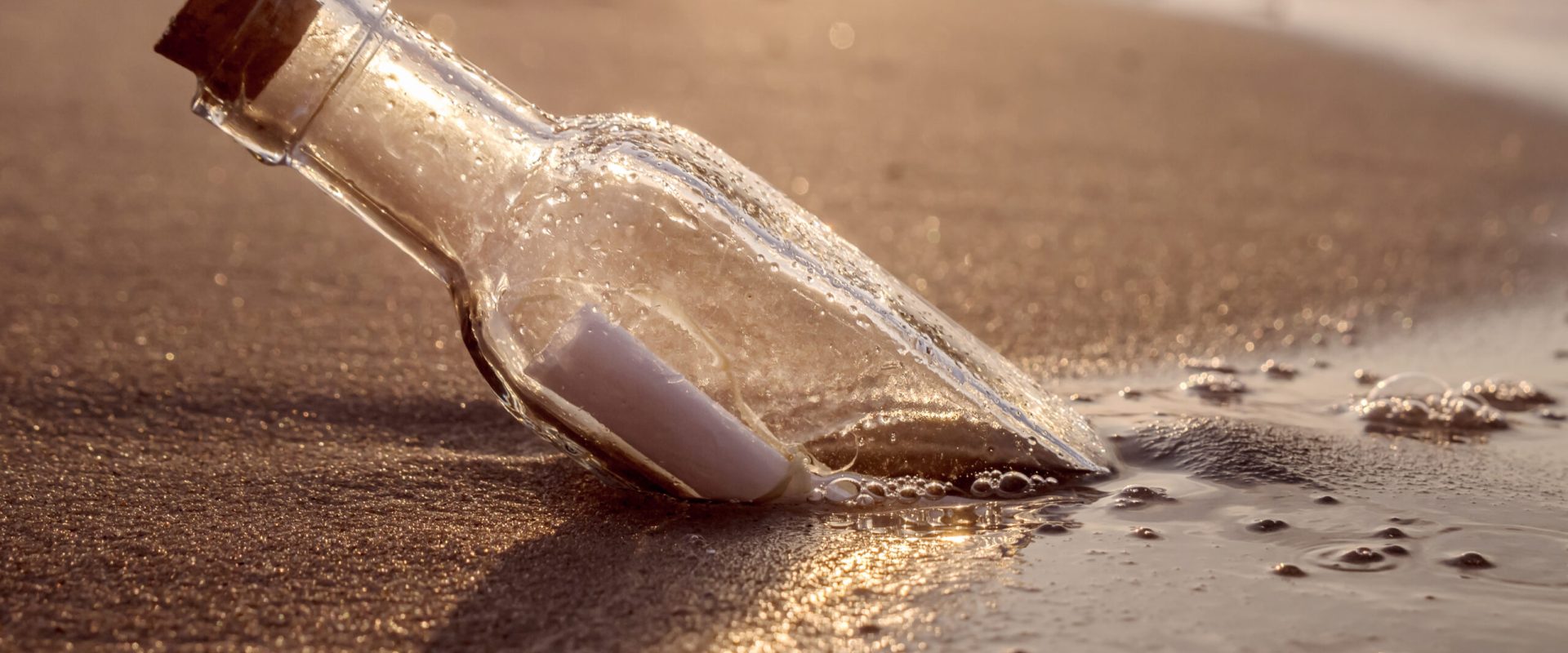 Cât de mari sunt șansele să găsești un mesaj în sticlă?